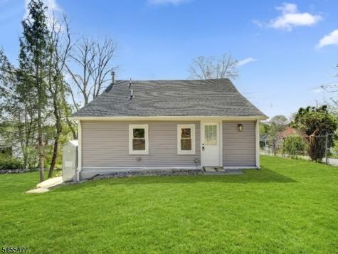 4 Emmans Road Roxbury NJ 07852