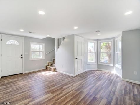4 Emmans Road Roxbury NJ 07852