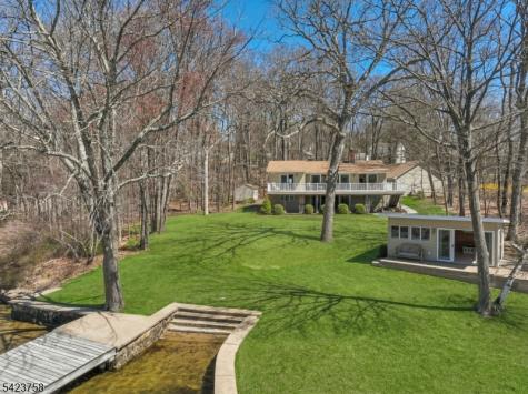 201 S New Jersey Avenue Jefferson NJ 07849