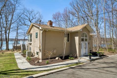 201 S New Jersey Avenue Jefferson NJ 07849
