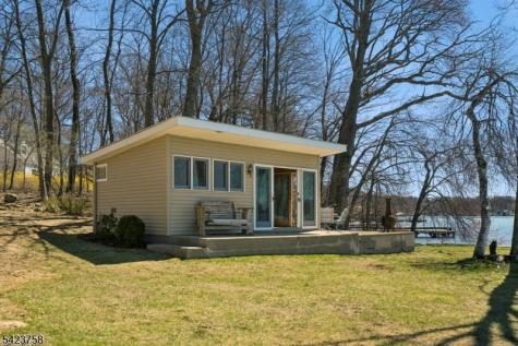 201 S New Jersey Avenue Jefferson NJ 07849