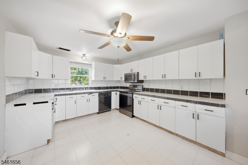 68 Fenwick Road Frankford NJ 07822