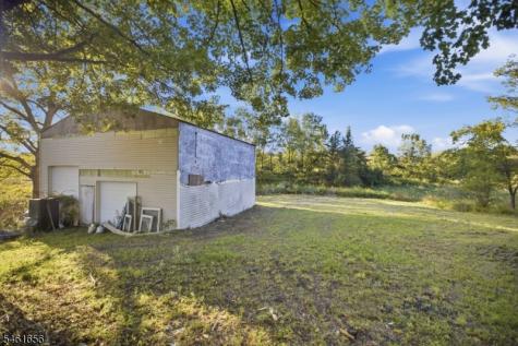 68 Fenwick Road Frankford NJ 07822