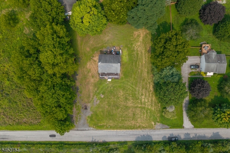 68 Fenwick Road Frankford NJ 07822