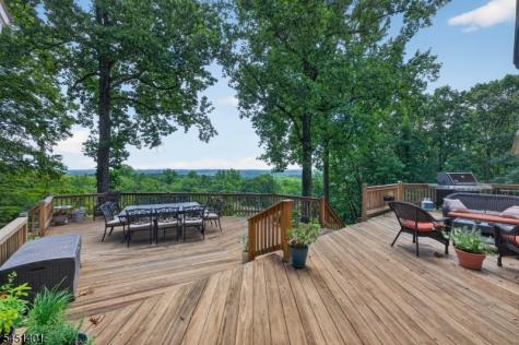 5 Beechwood Lane Blairstown NJ 07832