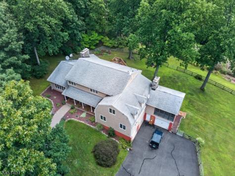 5 Beechwood Lane Blairstown NJ 07832