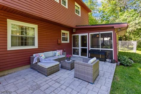 7 Crest Drive Washington NJ 07853