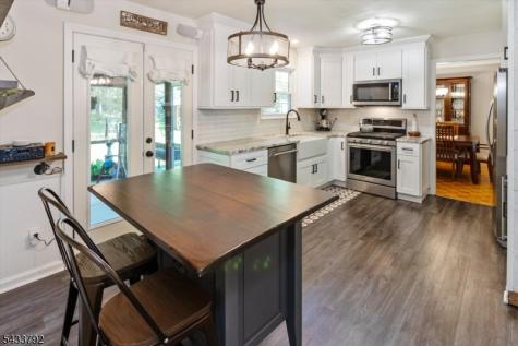 7 Crest Drive Washington NJ 07853