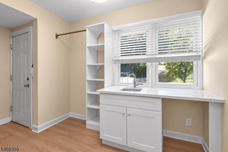 20 Lake Street East Orange NJ 07017