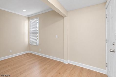 20 Lake Street East Orange NJ 07017