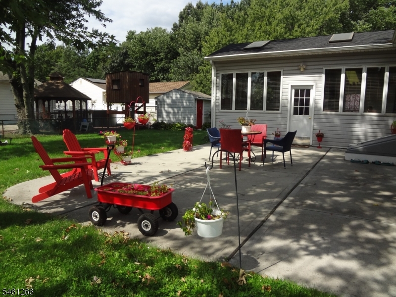 4 Wilbur Terrace Sayreville NJ 08872