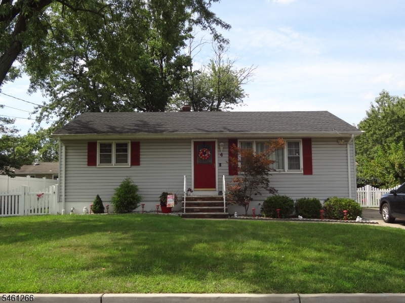 4 Wilbur Terrace Sayreville NJ 08872