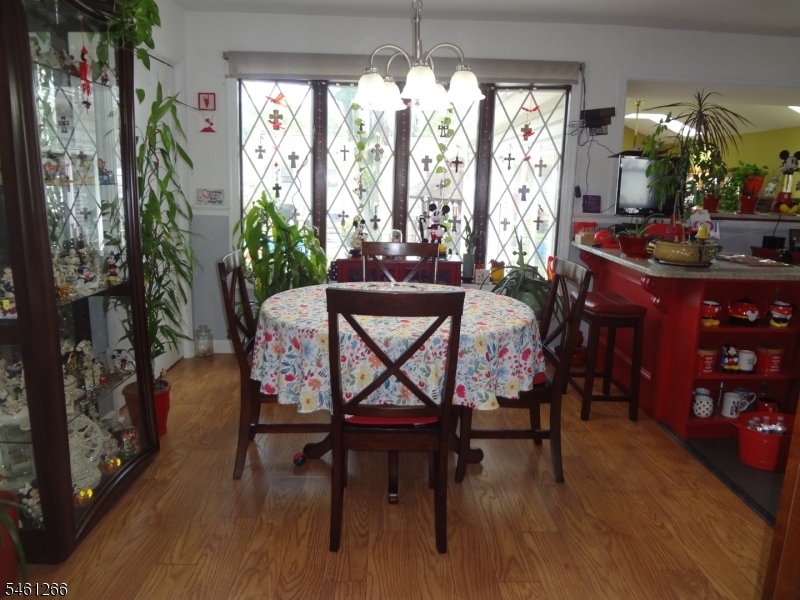 4 Wilbur Terrace Sayreville NJ 08872