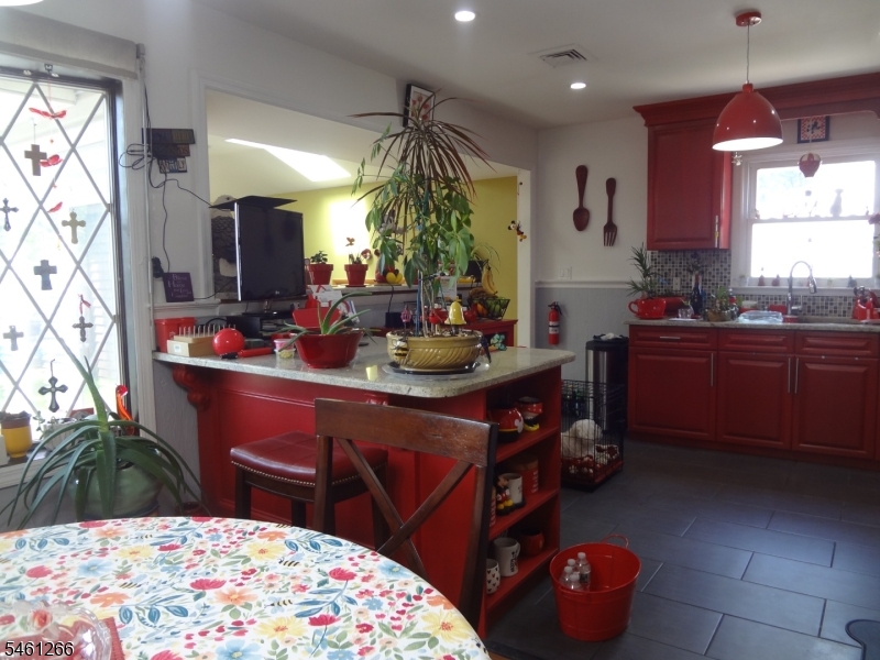 4 Wilbur Terrace Sayreville NJ 08872