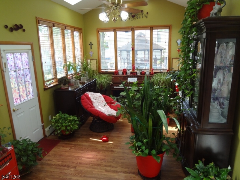 4 Wilbur Terrace Sayreville NJ 08872