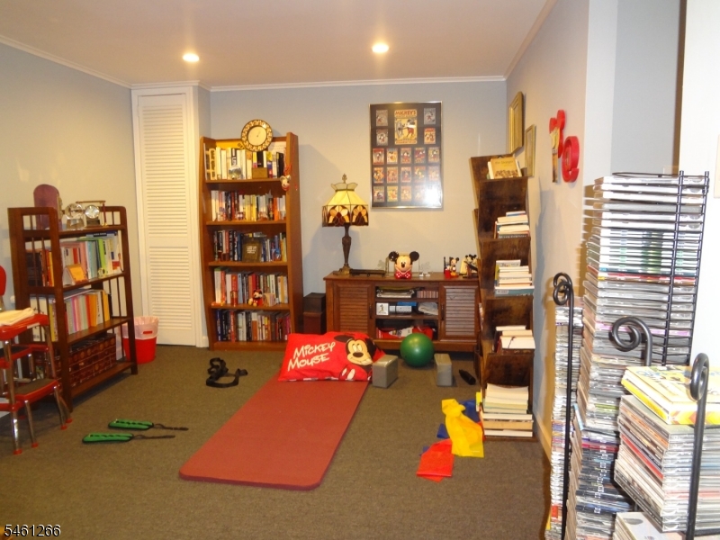 4 Wilbur Terrace Sayreville NJ 08872
