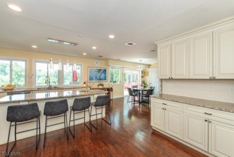 146 Lakewood Drive Denville NJ 07046