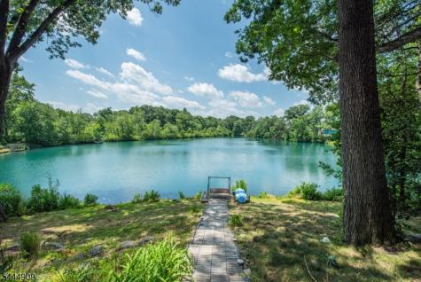 146 Lakewood Drive Denville NJ 07046