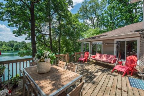 146 Lakewood Drive Denville NJ 07046