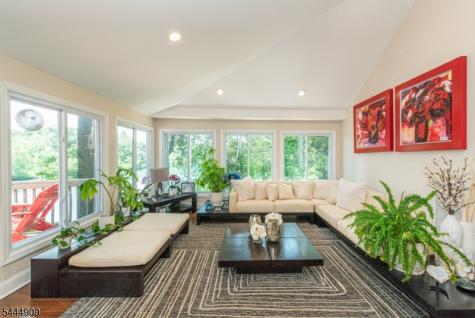 146 Lakewood Drive Denville NJ 07046