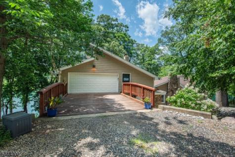 146 Lakewood Drive Denville NJ 07046