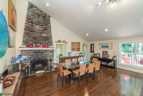 146 Lakewood Drive Denville NJ 07046