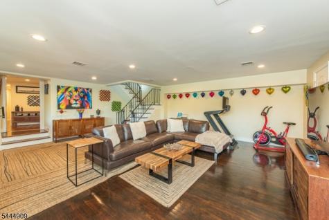 146 Lakewood Drive Denville NJ 07046