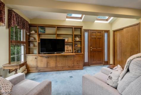 457 Russell Avenue Wyckoff NJ 07481