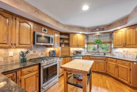 457 Russell Avenue Wyckoff NJ 07481