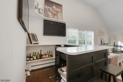 6 Kristen Court Wayne NJ 07470