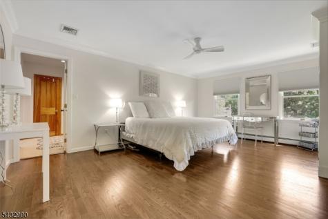 6 Kristen Court Wayne NJ 07470