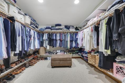 6 Kristen Court Wayne NJ 07470