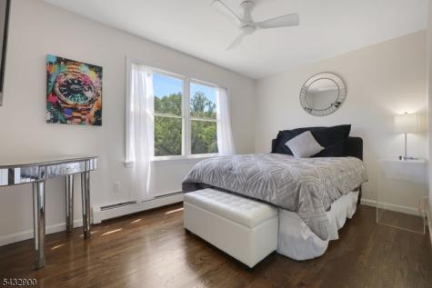 6 Kristen Court Wayne NJ 07470