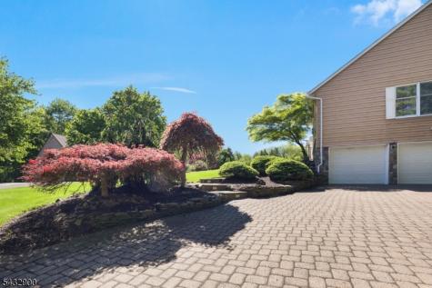 6 Kristen Court Wayne NJ 07470