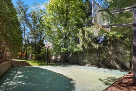 6 Kristen Court Wayne NJ 07470