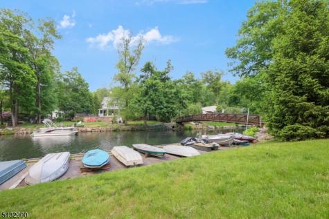 6 Kristen Court Wayne NJ 07470