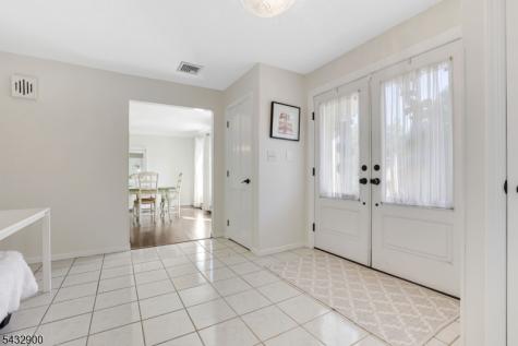 6 Kristen Court Wayne NJ 07470