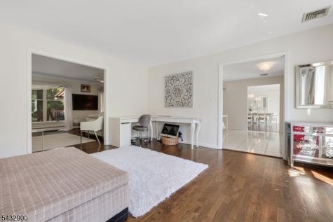 6 Kristen Court Wayne NJ 07470