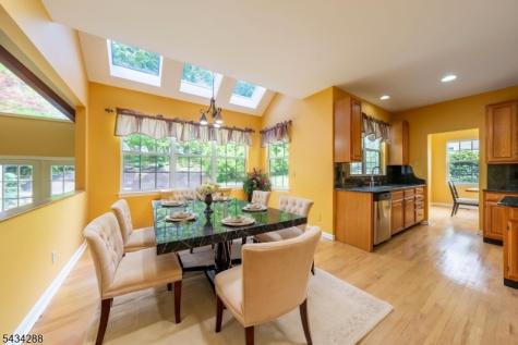16 Landau Road Bernards NJ 07920