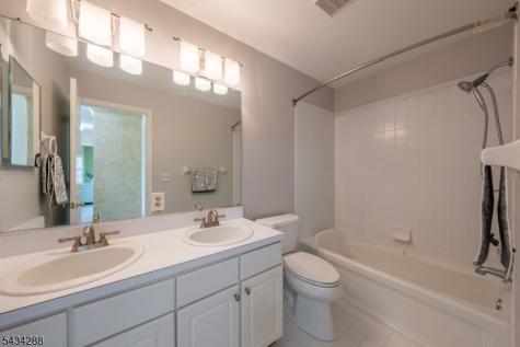 16 Landau Road Bernards NJ 07920