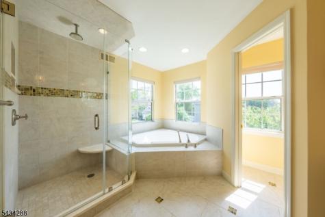 16 Landau Road Bernards NJ 07920