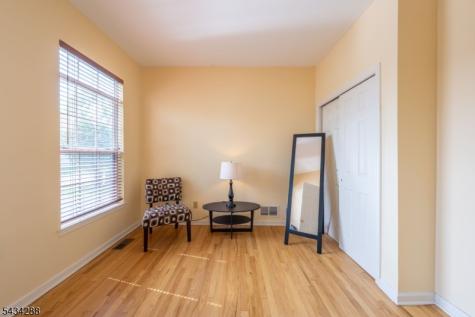 16 Landau Road Bernards NJ 07920