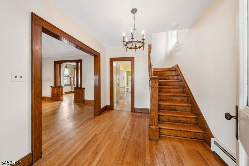 710 Bailey Avenue Elizabeth NJ 07208