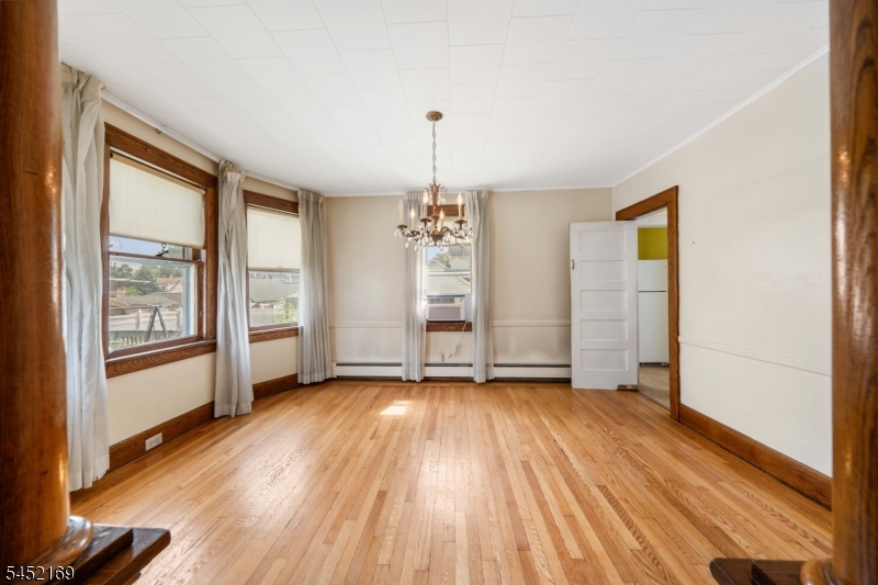 710 Bailey Avenue Elizabeth NJ 07208