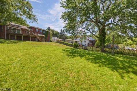 11 Koclas Drive Netcong NJ 07857
