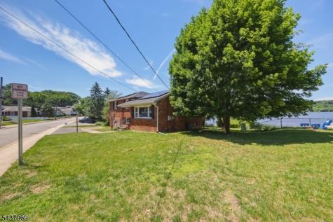 11 Koclas Drive Netcong NJ 07857