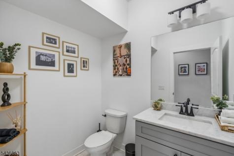 518 Cardinal Lane Green Brook NJ 08812
