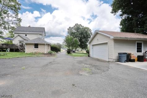 142 Wyckoff Waldwick NJ 07463