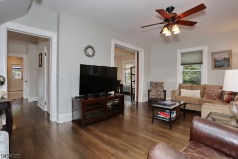 142 Wyckoff Waldwick NJ 07463