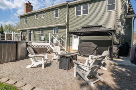 8 East Gate Drive Vernon NJ 07418